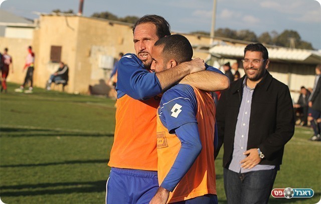 אילוז וגומב (שלומי גבאי)